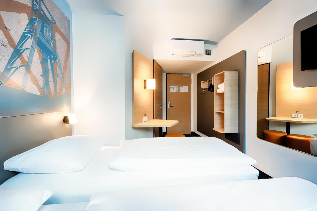 B&B Hotel Bochum-City ภายนอก รูปภาพ