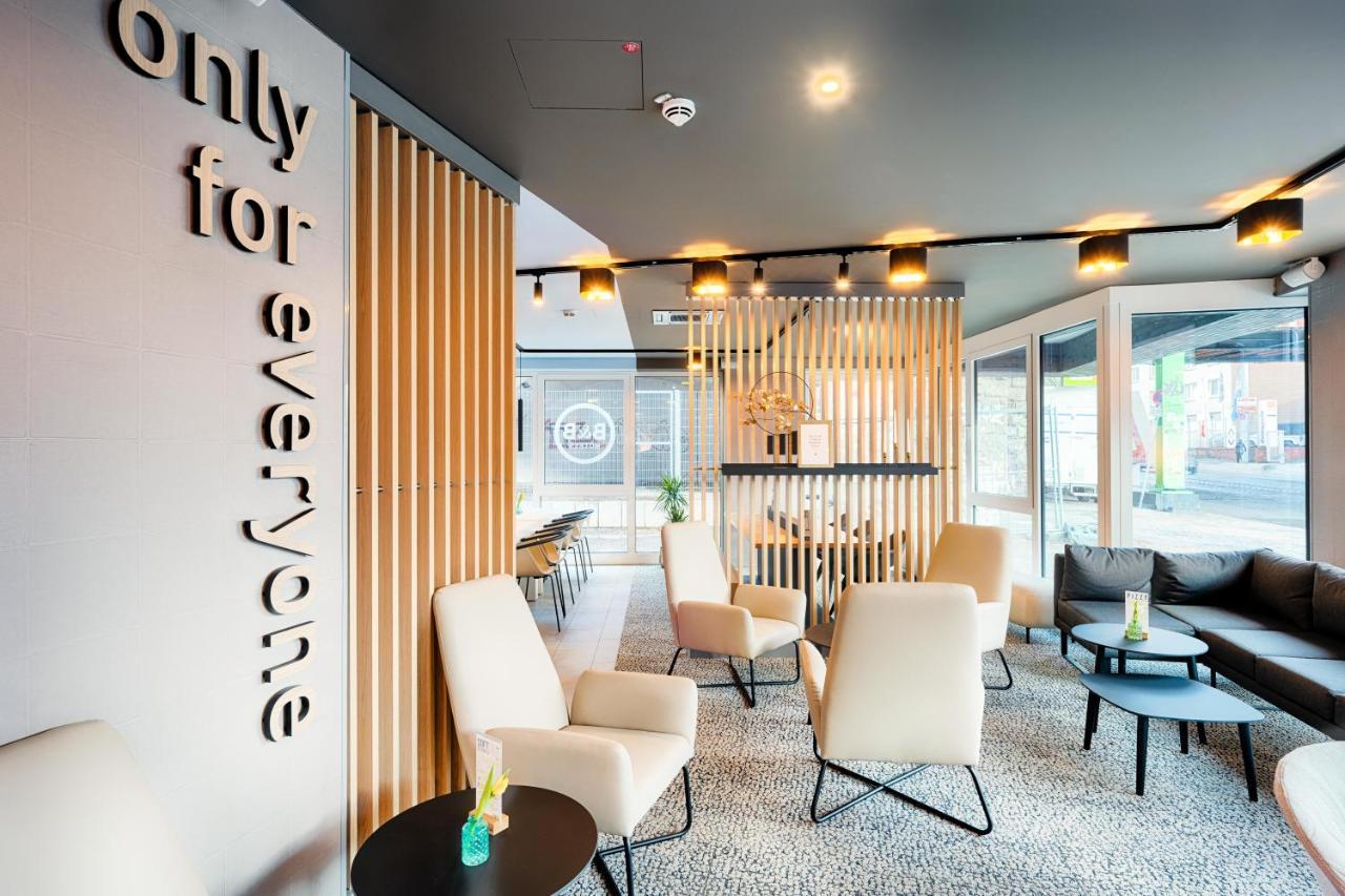 B&B Hotel Bochum-City ภายนอก รูปภาพ